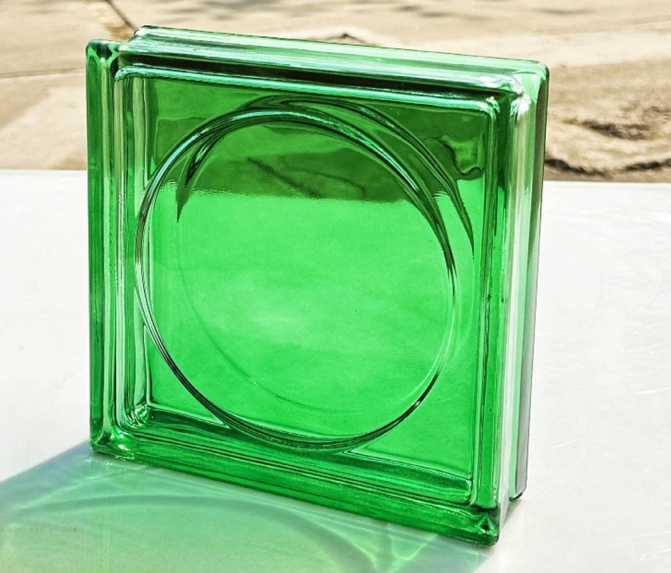 Round Pattern Hollow Glass Brick – Verdant Loop