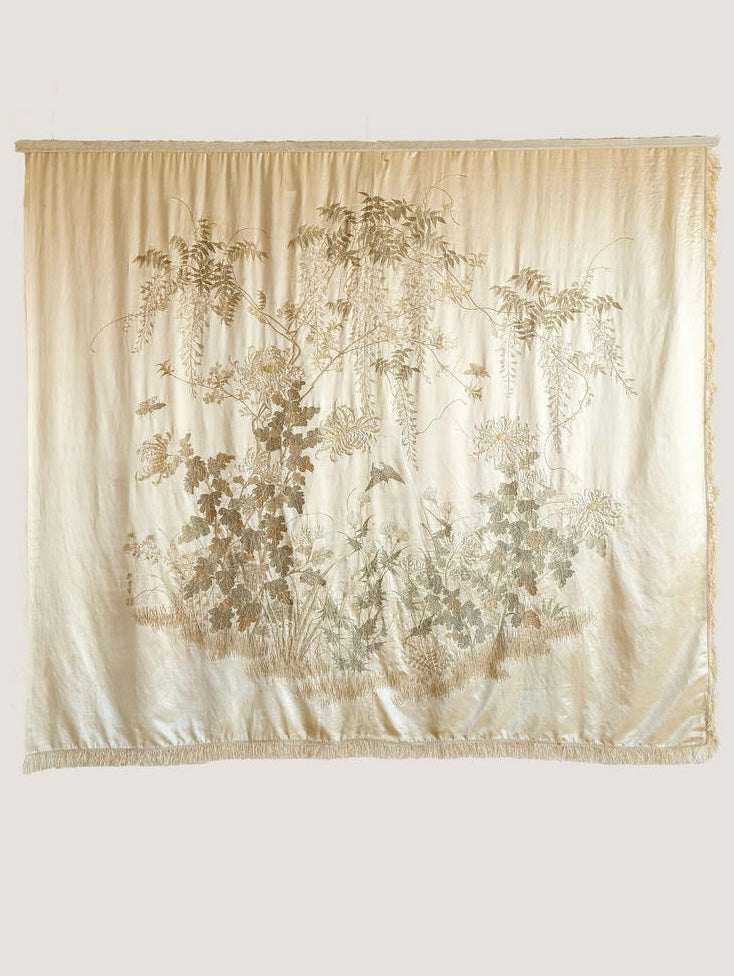 Suzhou Embroidery Chrysanthemum Elegance