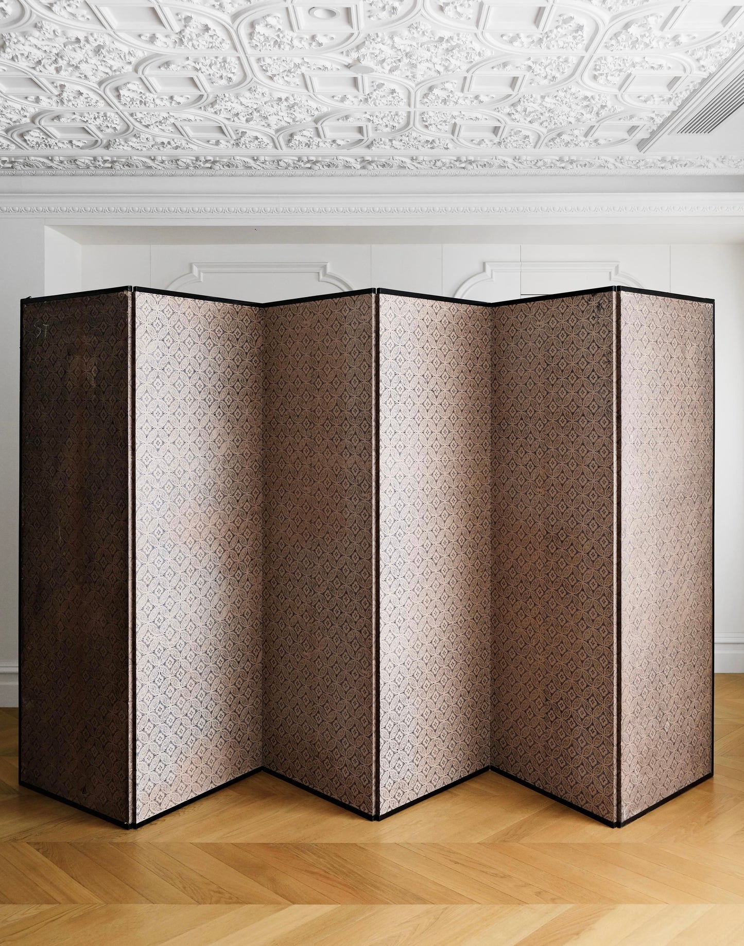 Japanese Showa Era Landscape and Figure Folding Screen – Six Panels