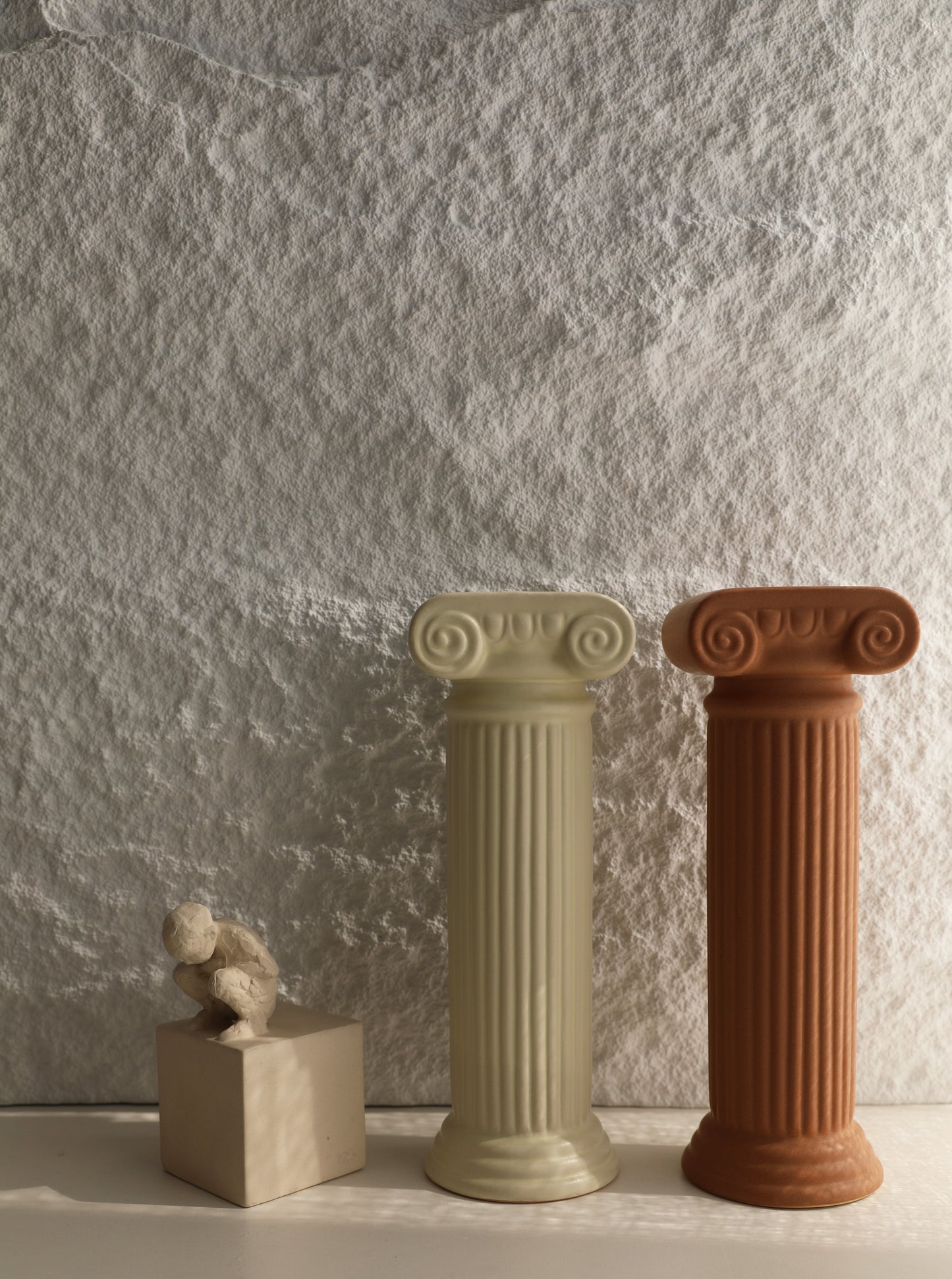 Roman Reverie – Matte Ceramic Column Vase