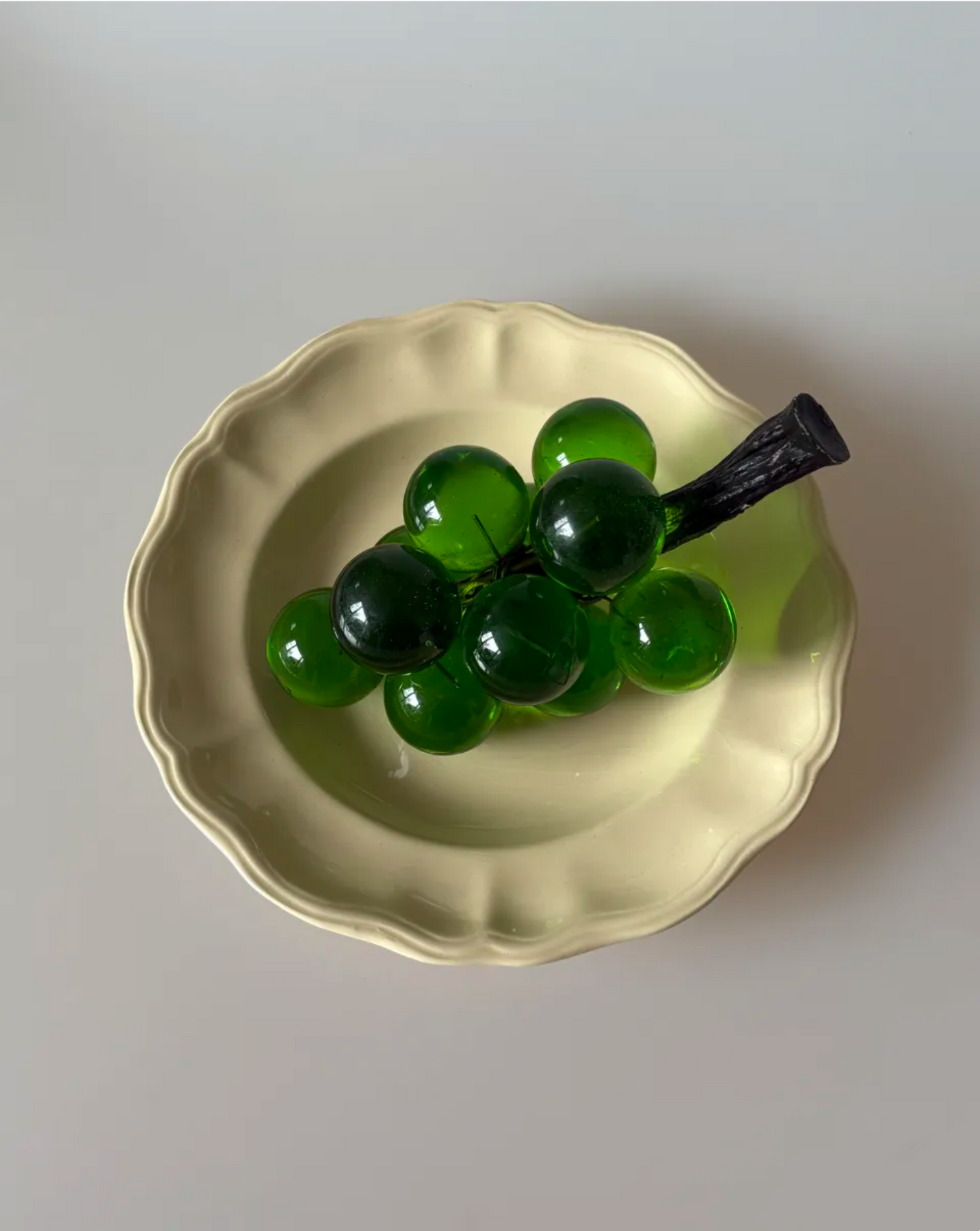 Green Resin Grape Cluster Sculpture – USA, 1960s