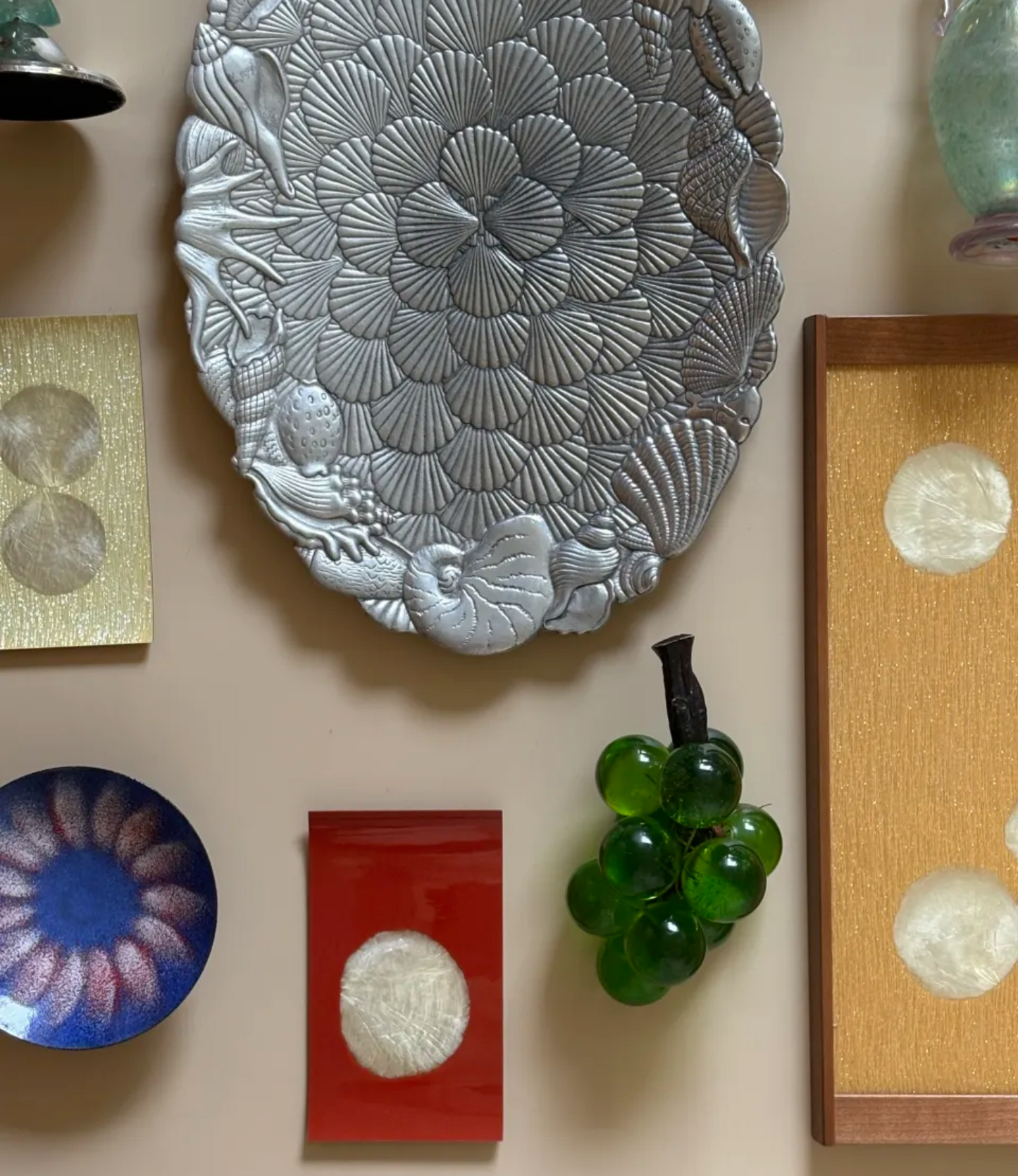Green Resin Grape Cluster Sculpture – USA, 1960s