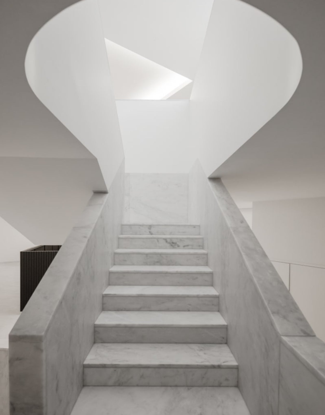 Cloudlight White Marble
