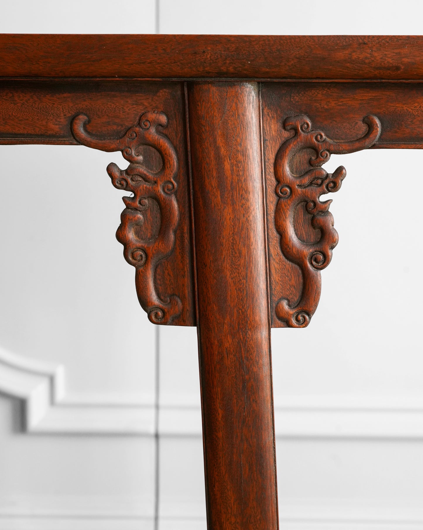 Chinese 20th Century Rosewood Console Table with Raised Ends and Square Motif Stretchers