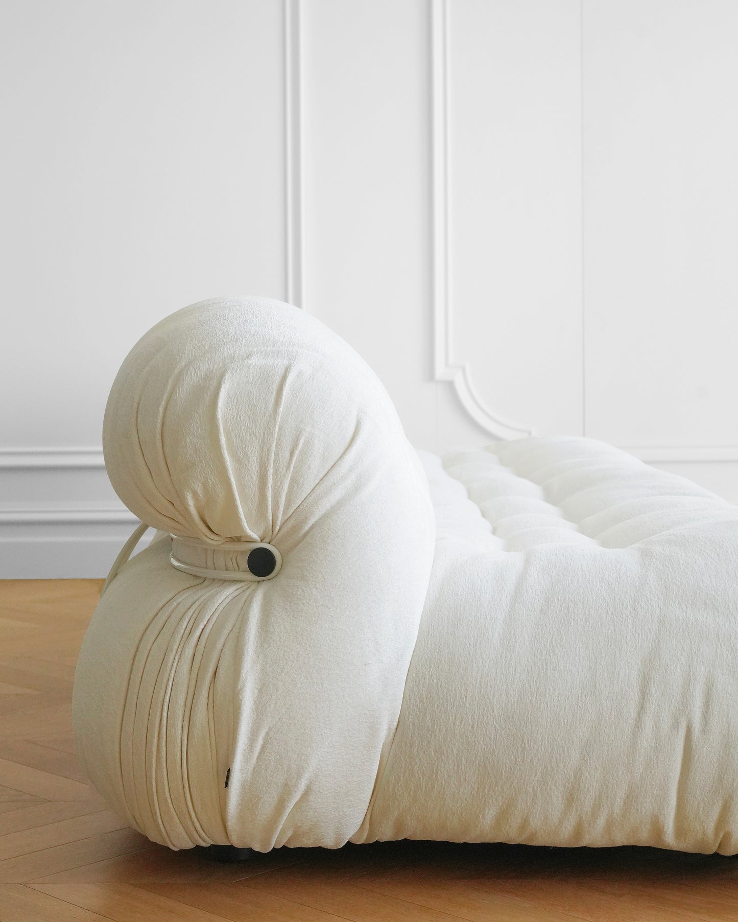 Afra & Tobia Scarpa Cassina “Soriana” Sofa