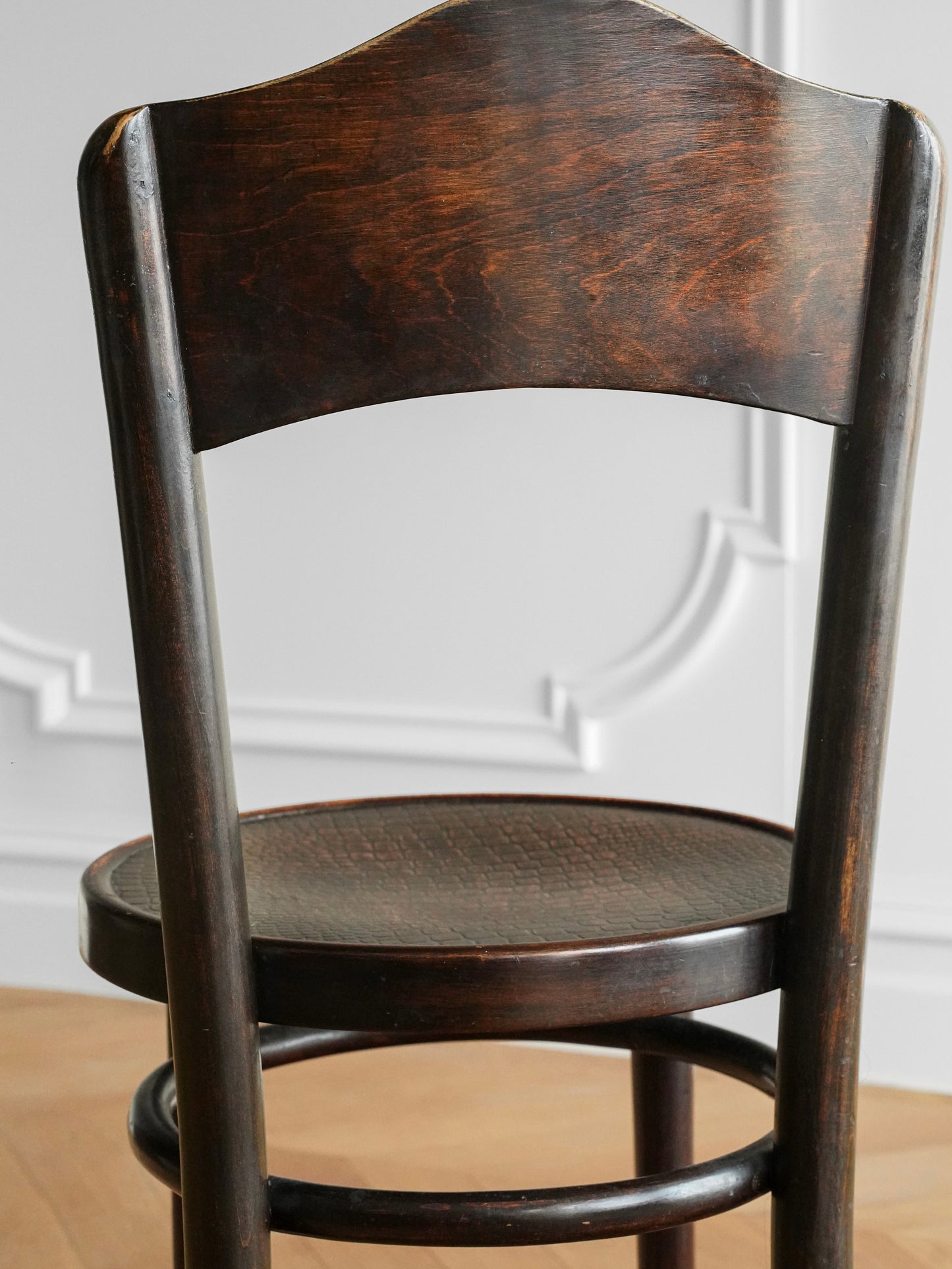 British 1930s Crocodile Pattern Tavern Chair