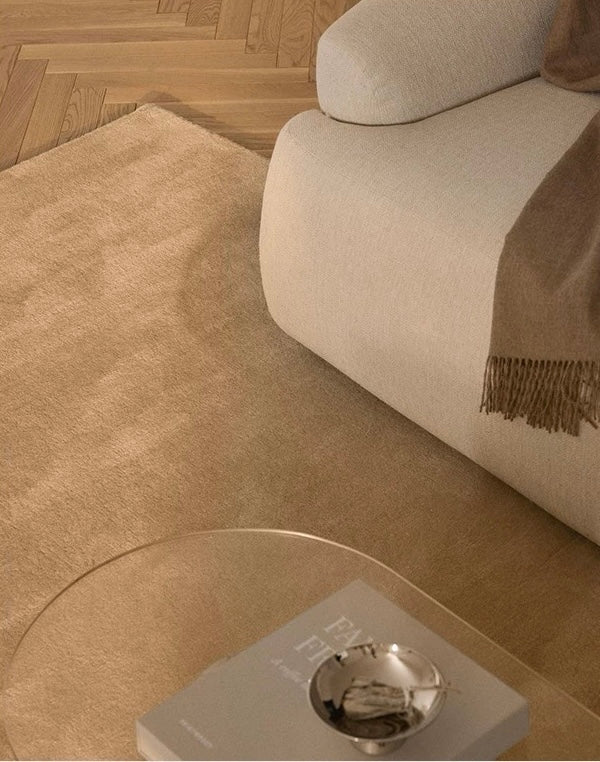 Velvo Minimalist Rug – Sandstone Beige