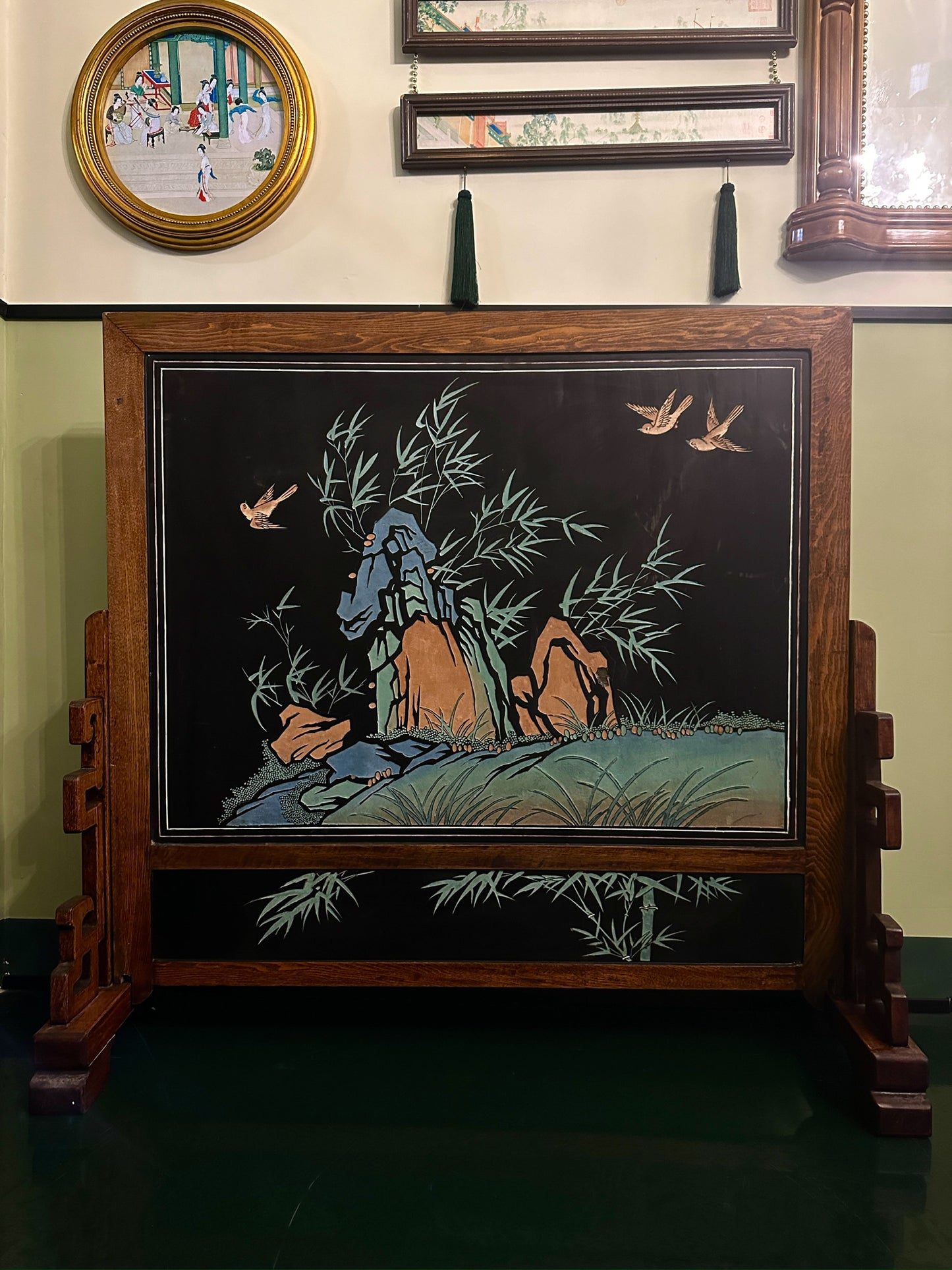 Mid-20th Century Oriental Style Folding Screen