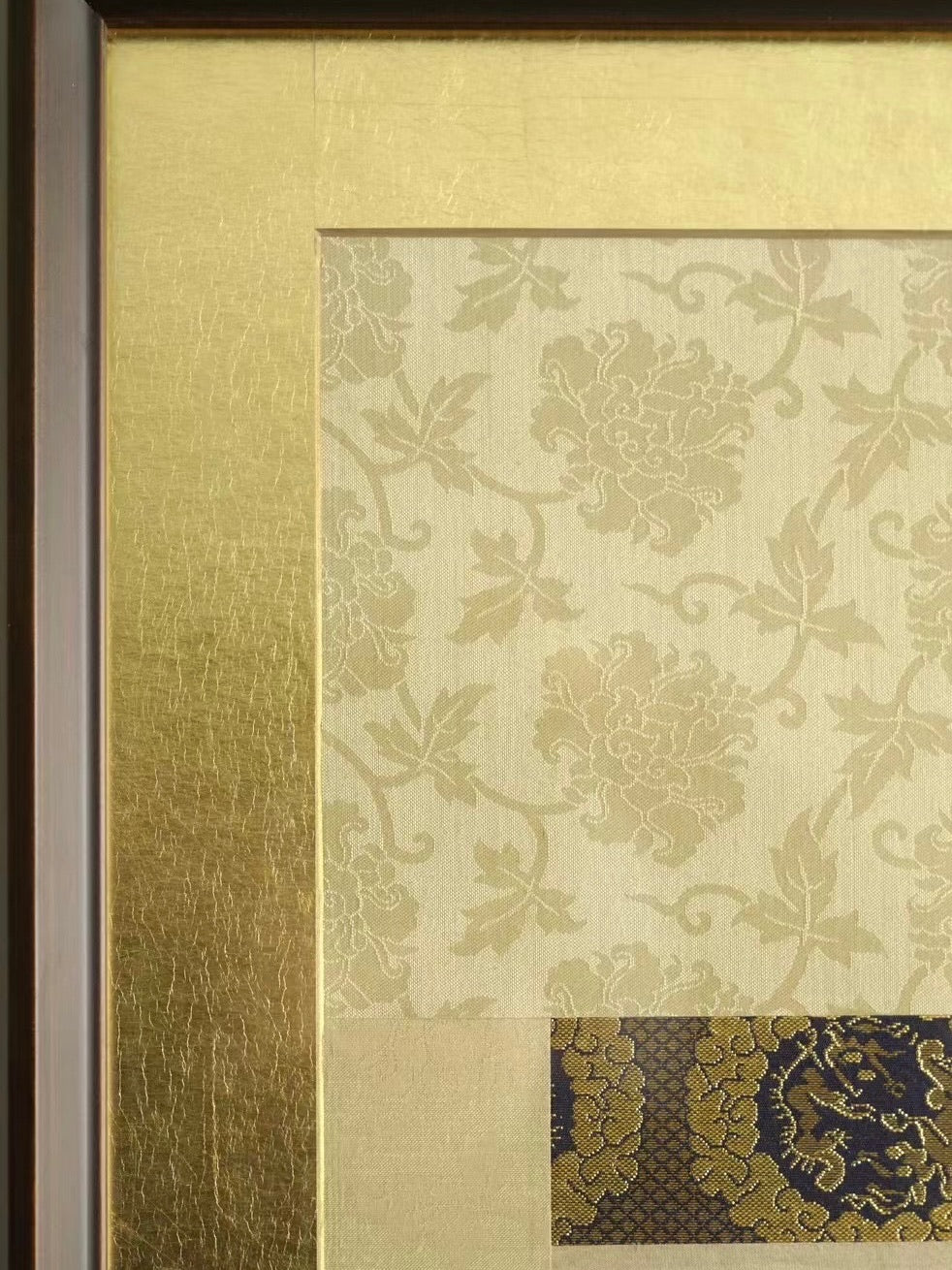 Early Qing Dynasty Ancient Brush Calligraphy “Mountain Snow” on Silk with Gold and Jacquard Fabric Mounting