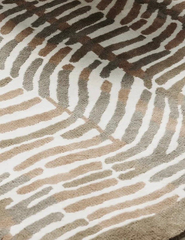 Contour Rhythm Handwoven Rug – Zebra / Wine Yard