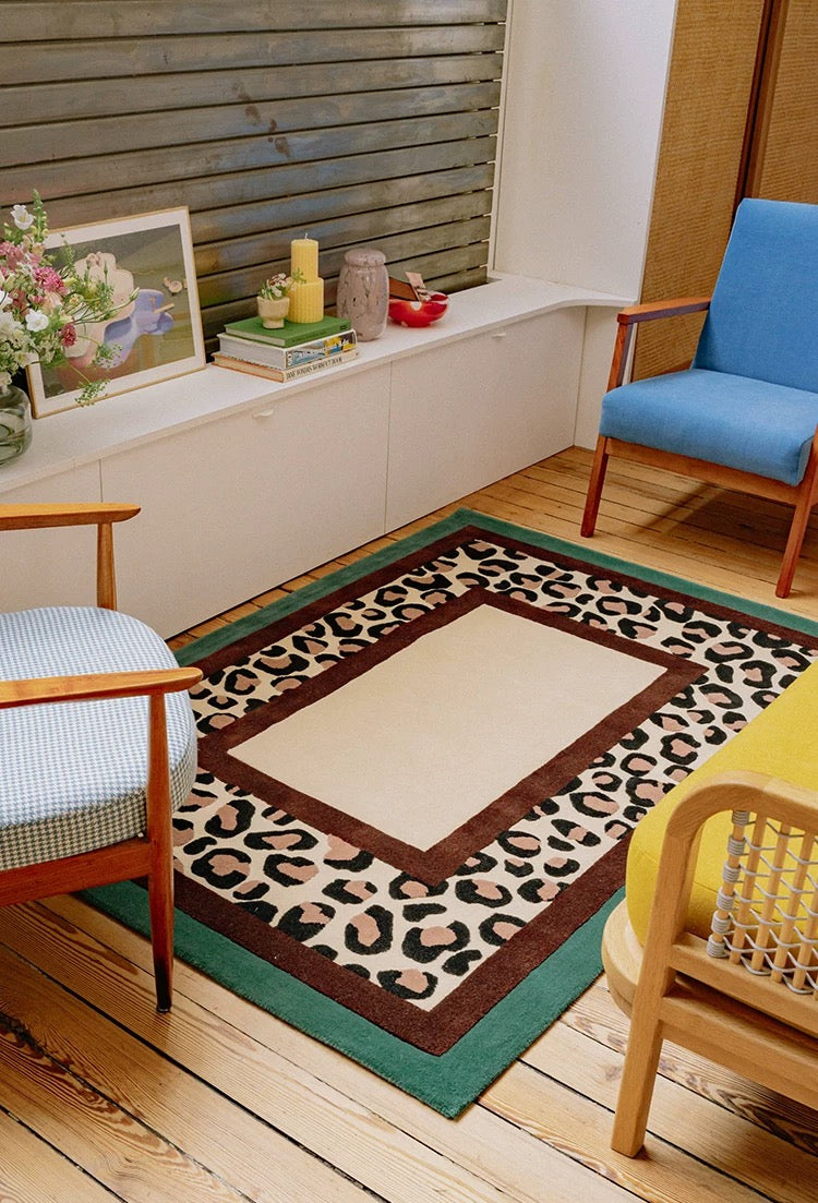 Savanna Frame Handwoven Rug – Emerald & Cocoa