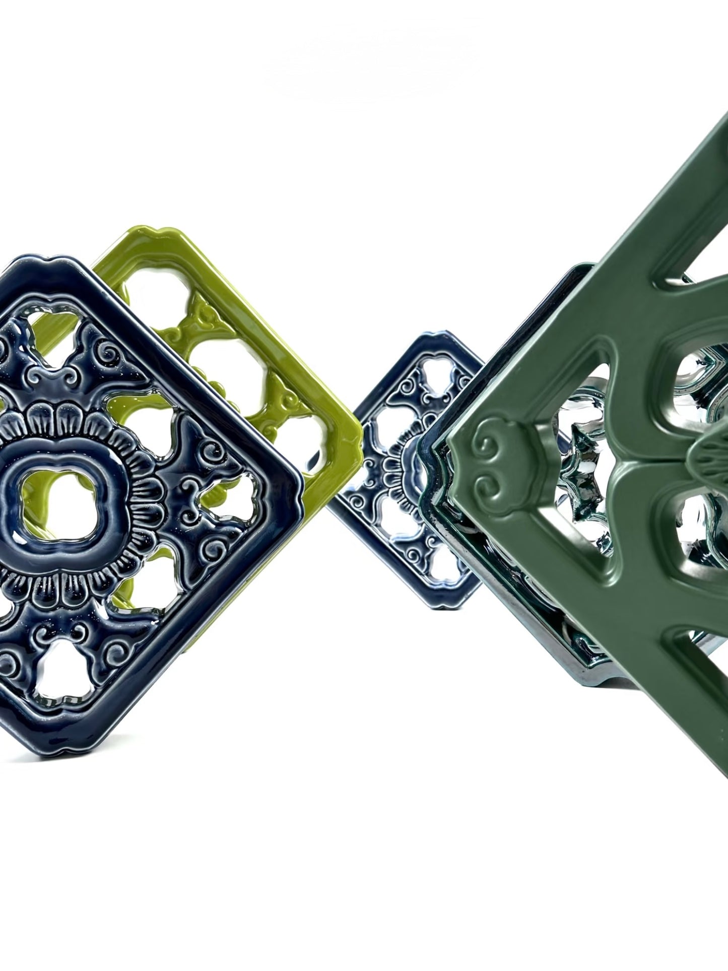 Lattice Motif Handcrafted Tile