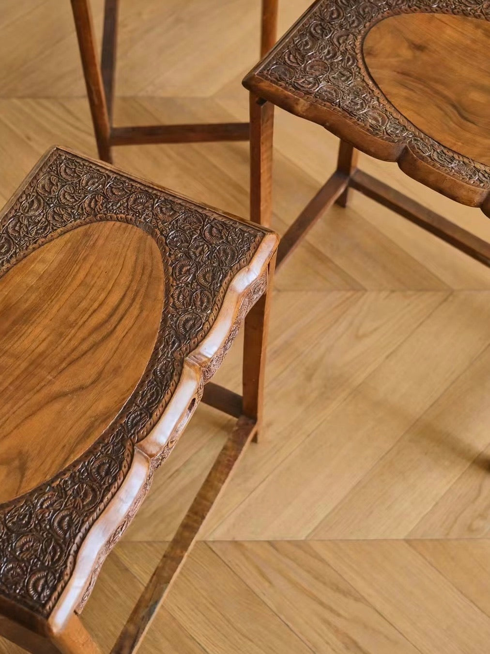 Wood Carving Craft Nesting Table Three Piece Set