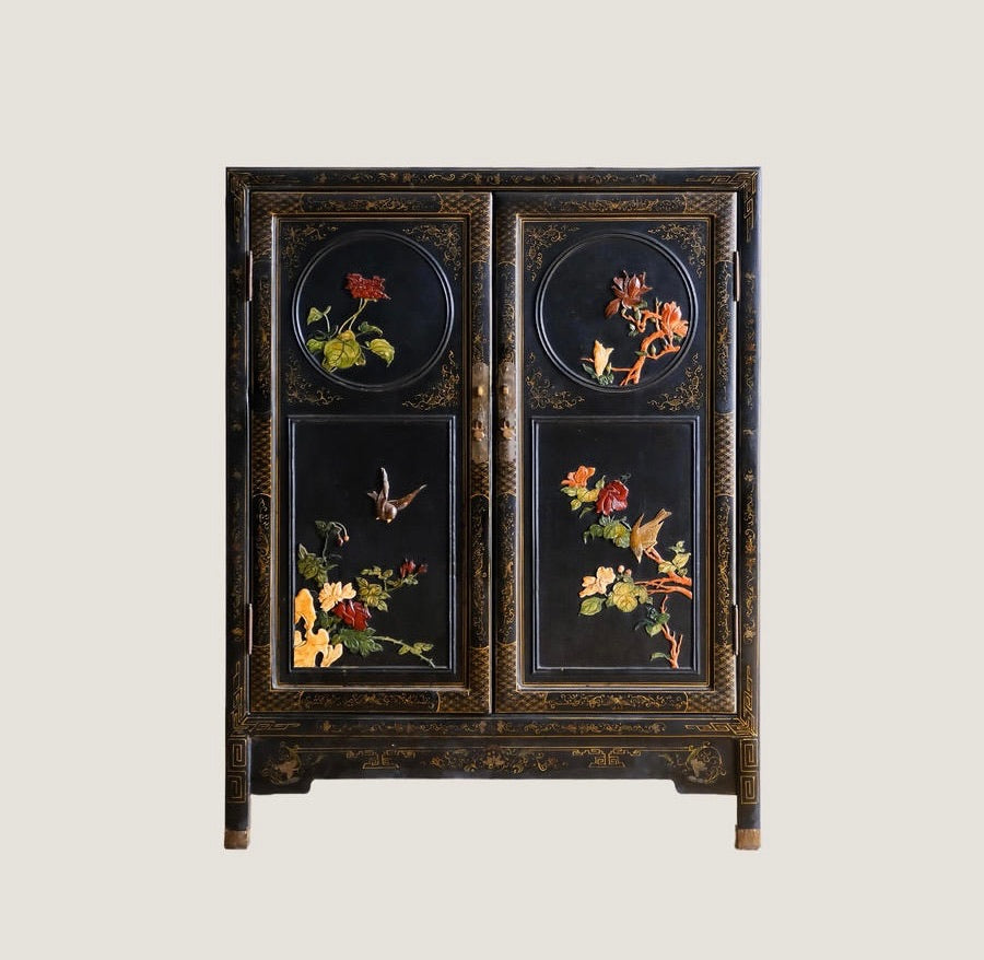 Large Lacquer Cabinet with Inlaid Flowers and Birds