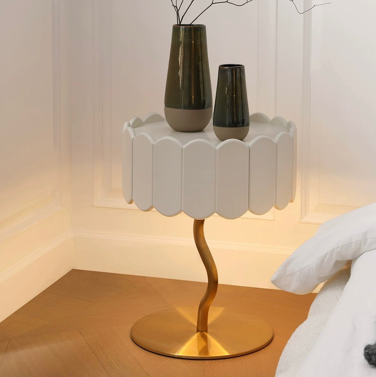 Lumière Sculptural Side Table