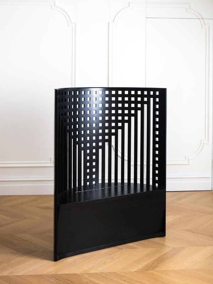 The “Willow 1” Chair
