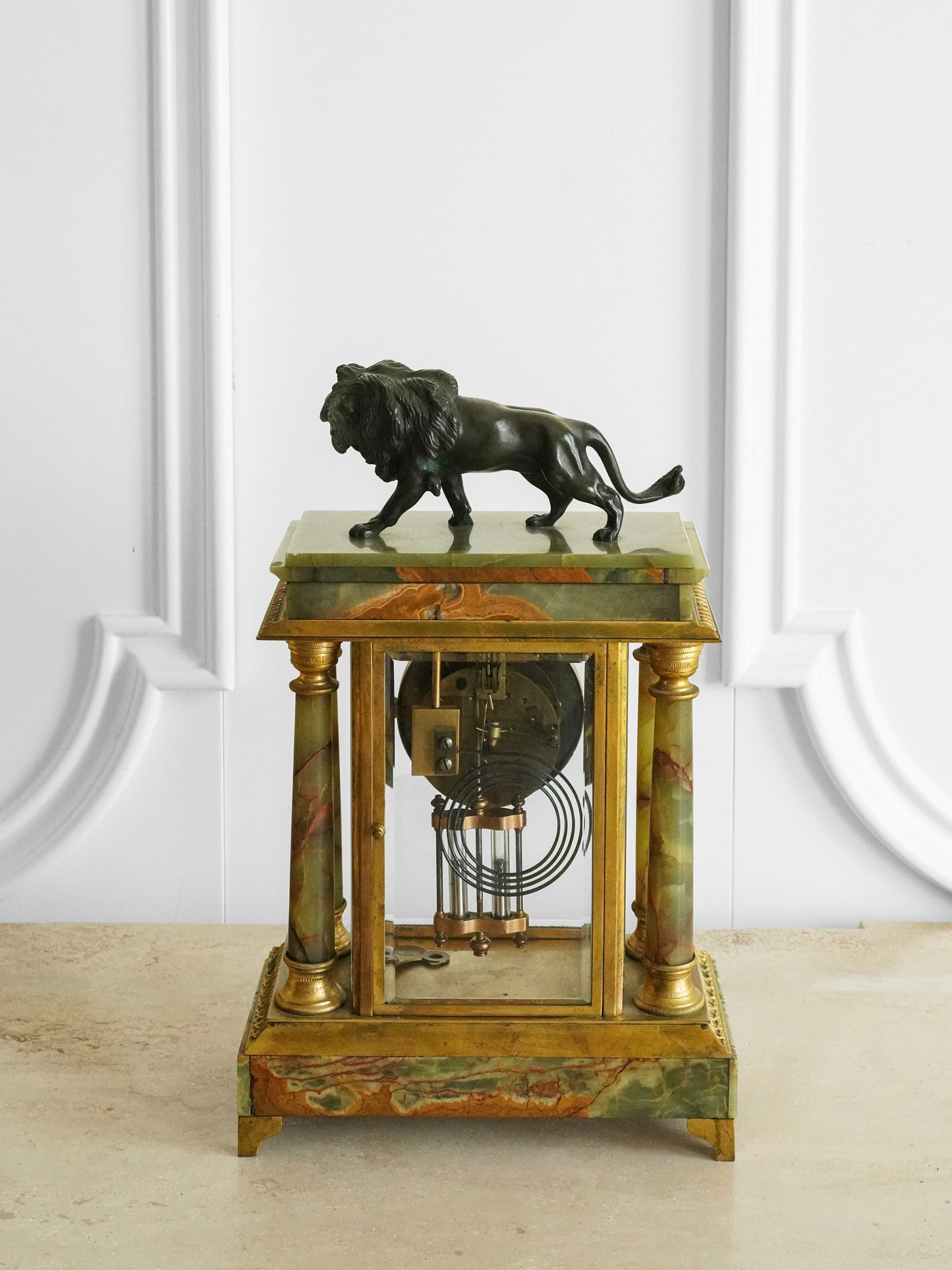 Gilt-Bronze and Agate Fireplace Clock with Bronze Lion