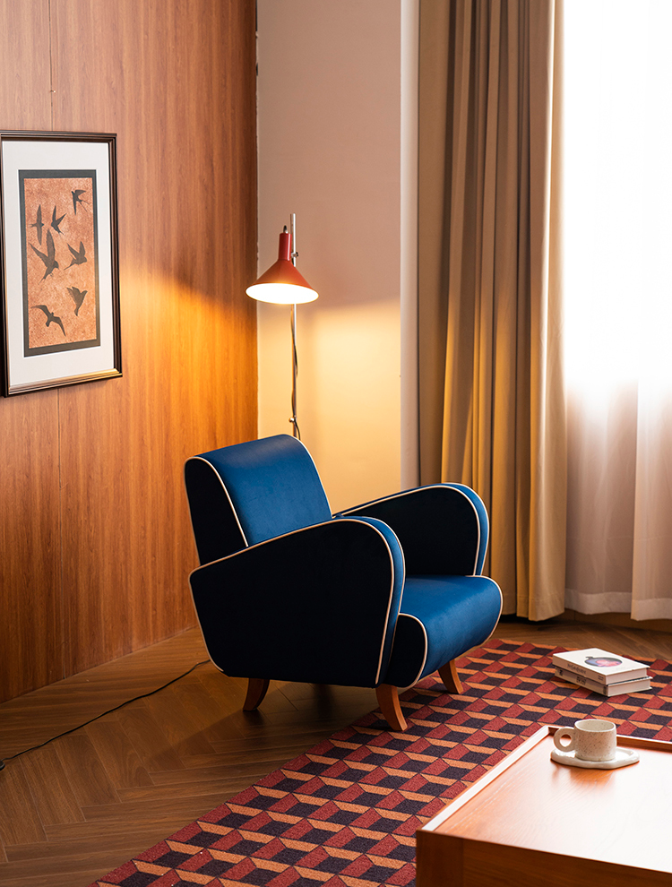 Retro Lounge Chair - Navy Blue