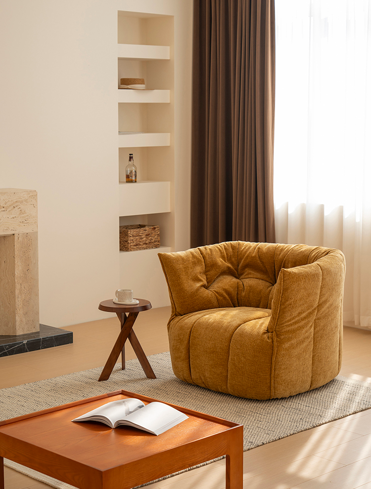 Curved Tufted Lounge Chair