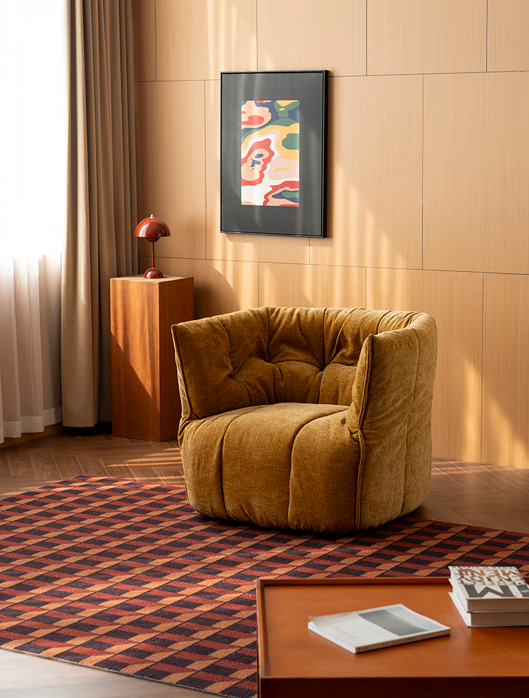 Curved Tufted Lounge Chair