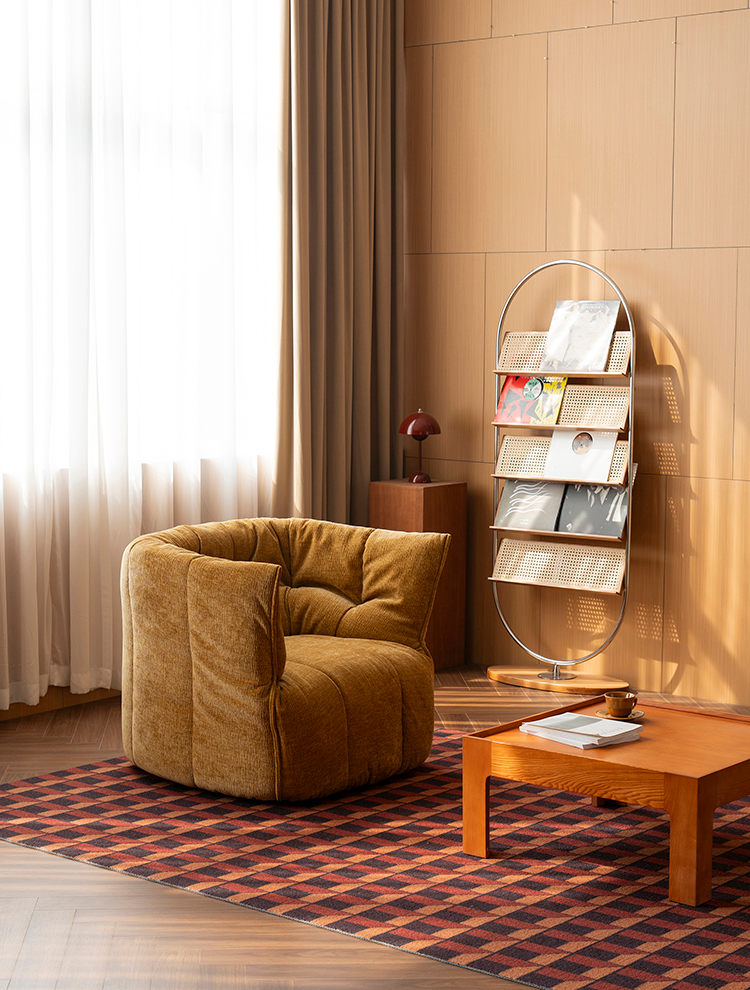 Curved Tufted Lounge Chair