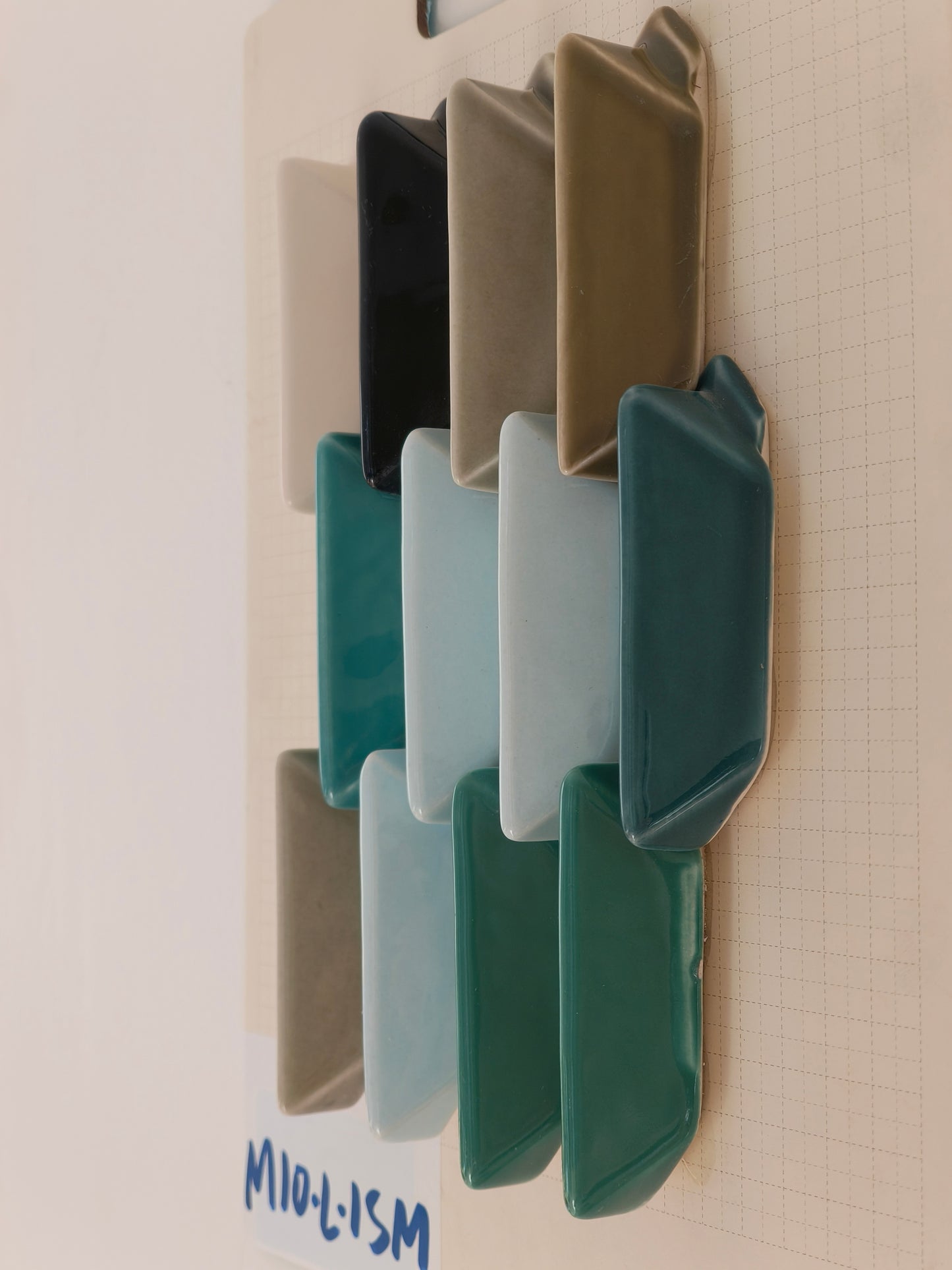 Contour Ridge Tile (B)