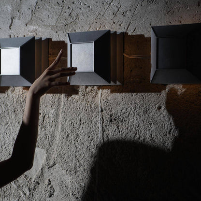 Zenith Wall Light