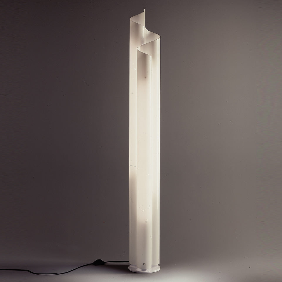 Voluta Acrylic Floor Lamp