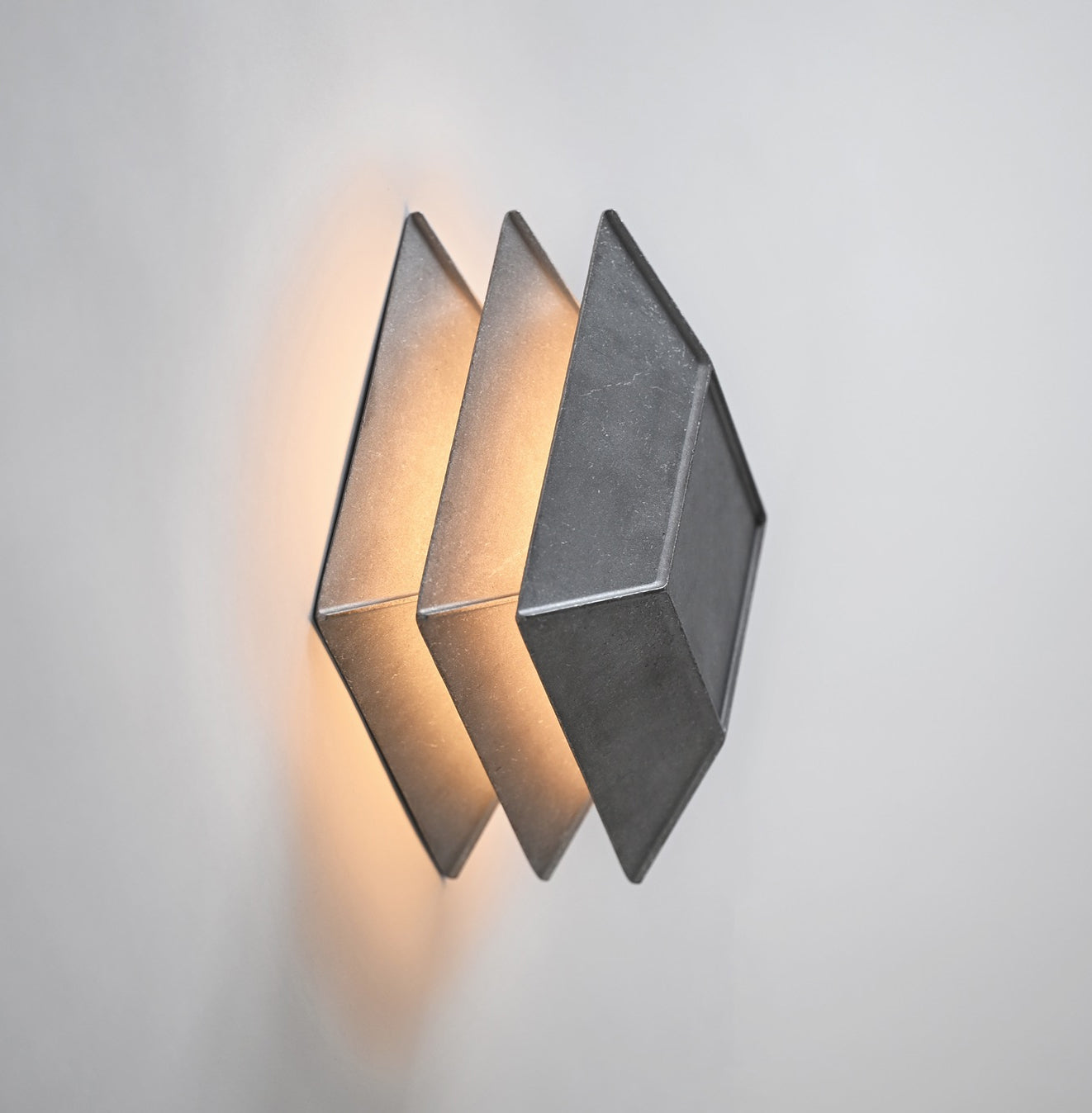 Zenith Wall Light