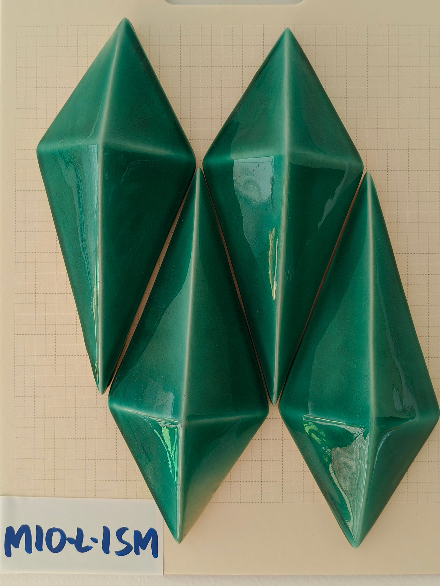 Faceted Emerald Tile