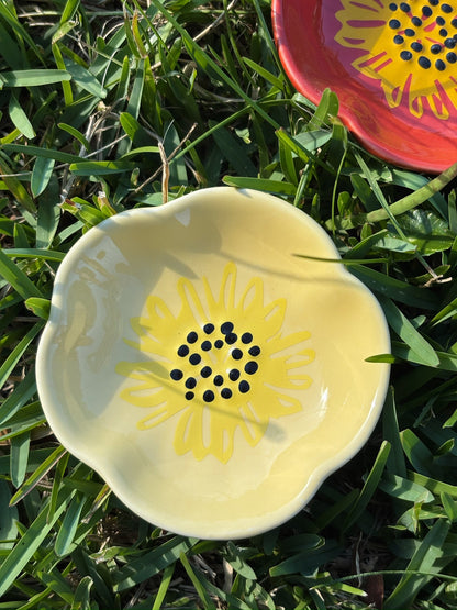 Petal Palette Bowls Set yellow