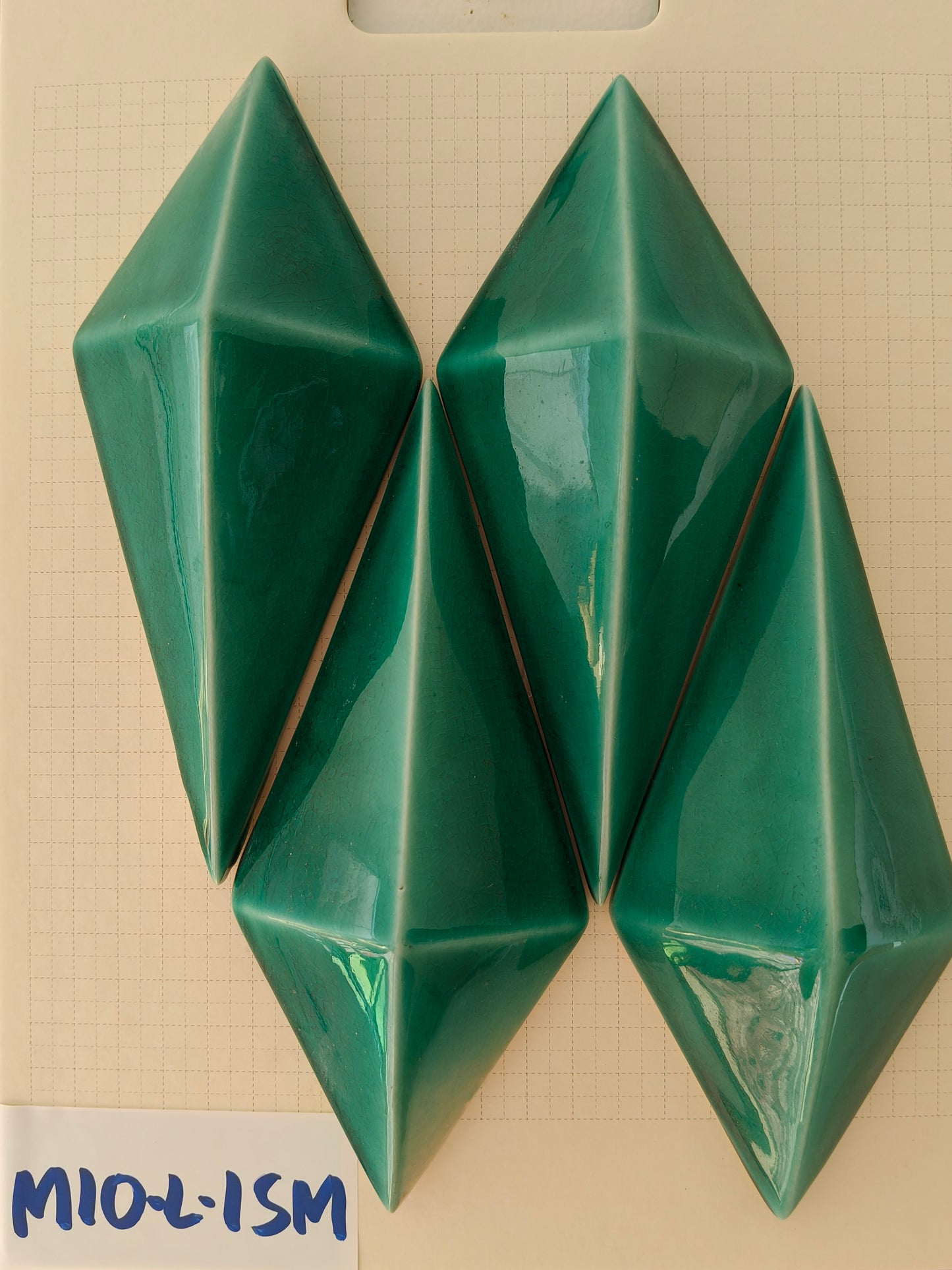 Faceted Emerald Tile