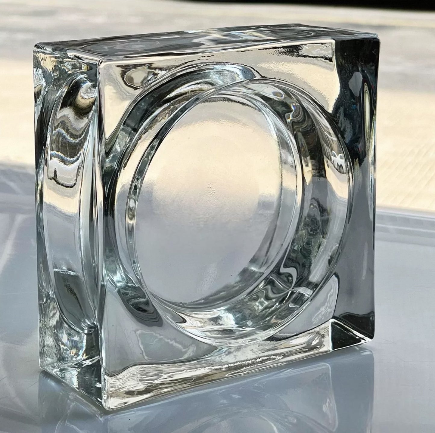 Round Pattern Solid Glass Brick – Crystal Loop