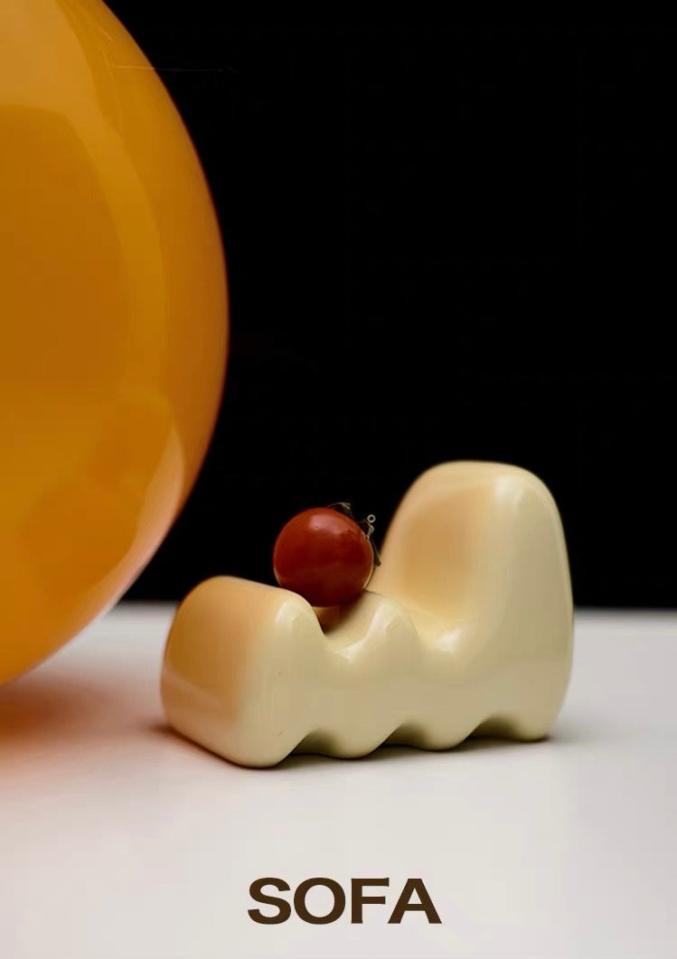 Soft Form Phone Stand