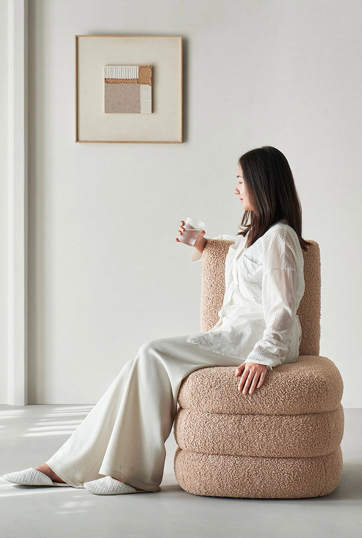 Pillow Bouclé Swivel Lounge Chair