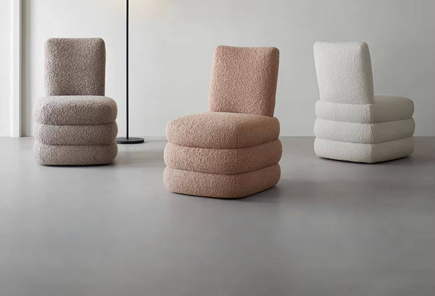 Pillow Bouclé Swivel Lounge Chair