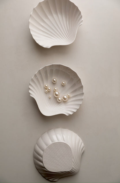 White Ceramic Shell Plate