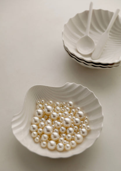 White Ceramic Shell Plate with pearls