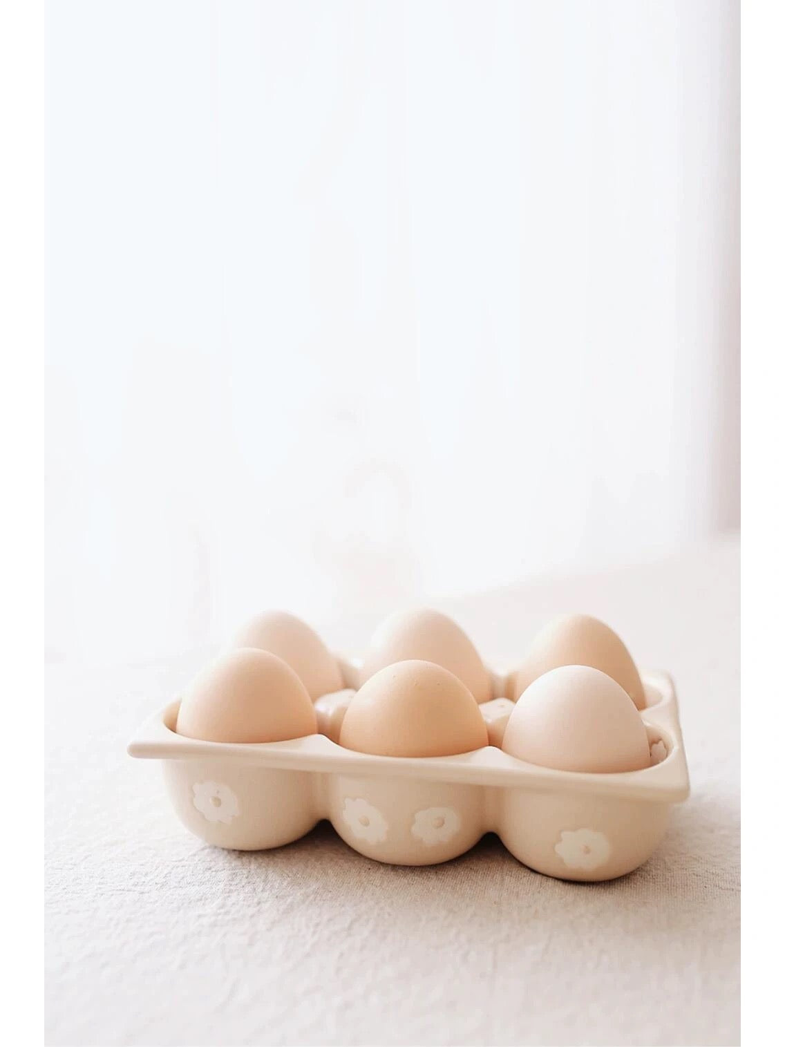 Vintage Blossom Ceramic Egg Holder