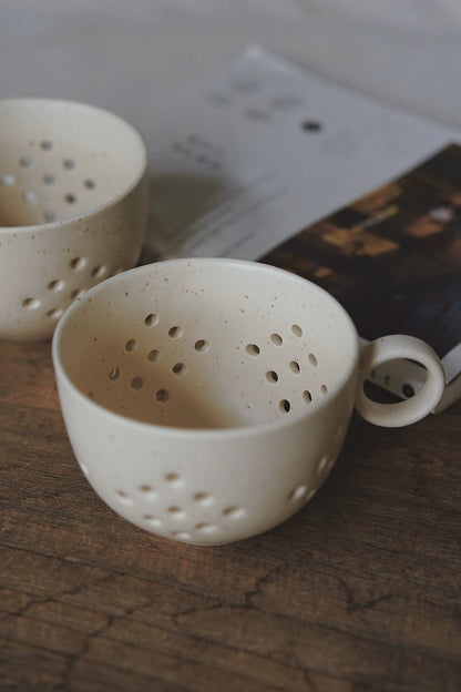 Speckled Ceramic Loop Handle Mini Colander