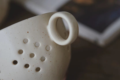 Speckled Ceramic Loop Handle Mini Colander