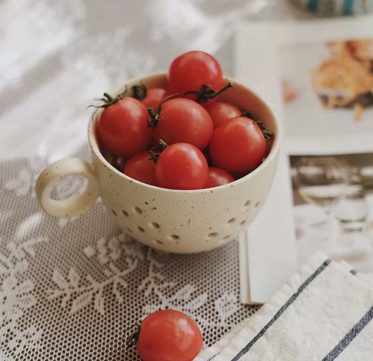 Speckled Ceramic Loop Handle Mini Colander