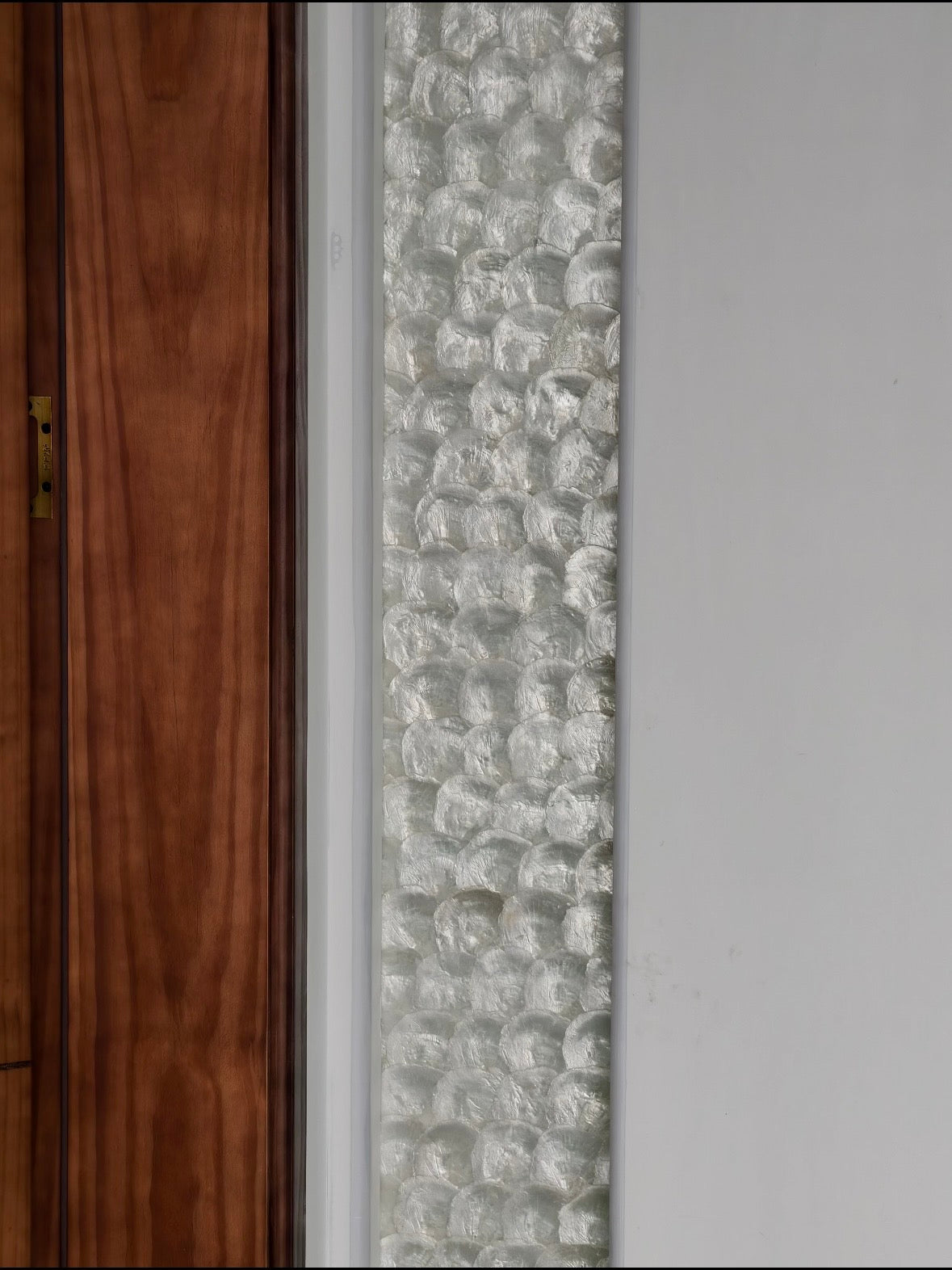 Pearlescent Tide Laminated Glass