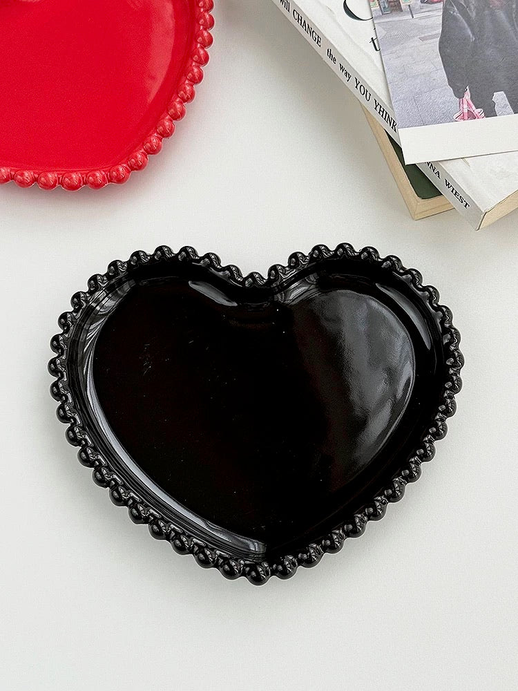 Heart-Shaped Luxury Ceramic Plate black