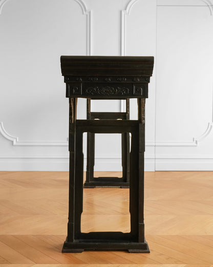 Chinese Sandalwood Console Table with Raised Head Ends