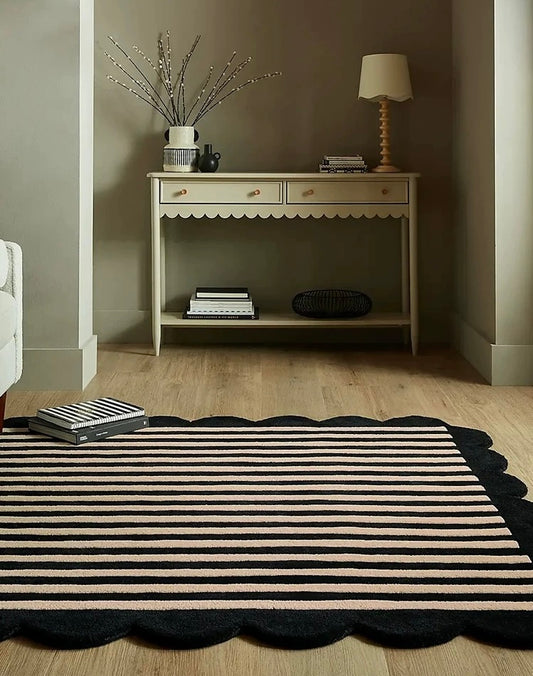Candystripe Scallop Handwoven Rug – Charcoal & Oat