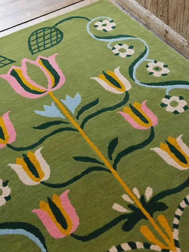 Botanical Garden Green Handwoven Rug – Floral Pattern