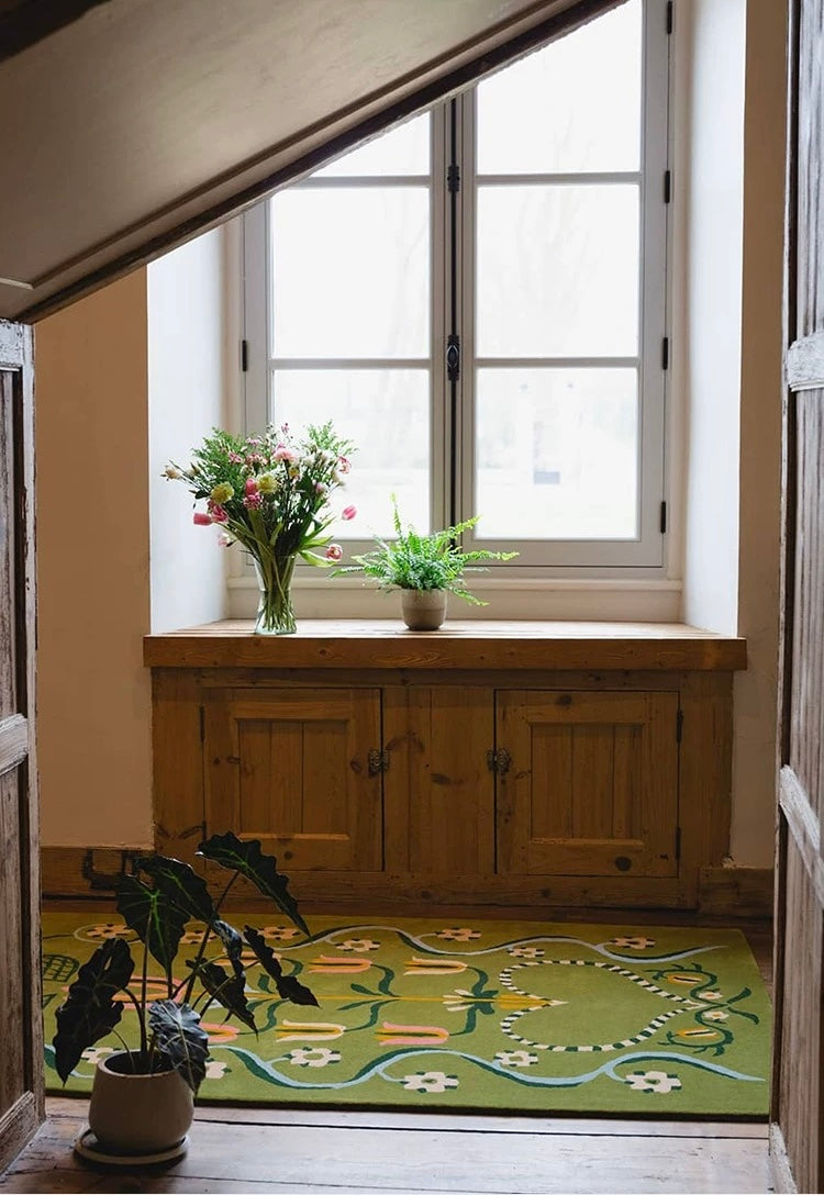 Botanical Garden Green Handwoven Rug – Floral Pattern