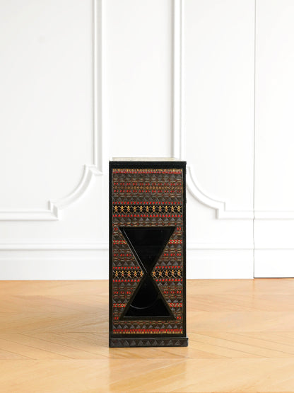 Japanese 20th Century Lacquerware and Wood-carved Tea Stand Cabinet