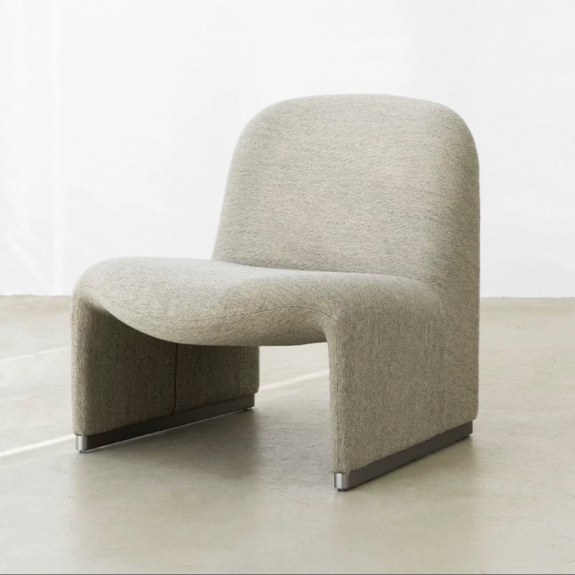 Pebble Puff Lounge Chair Collection